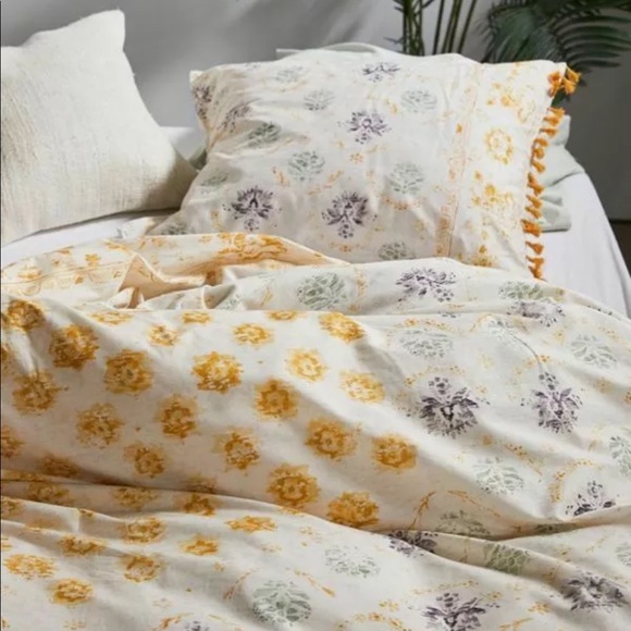 Kimana Rug Print Tassel Duvet Cover - Picture 3 of 3